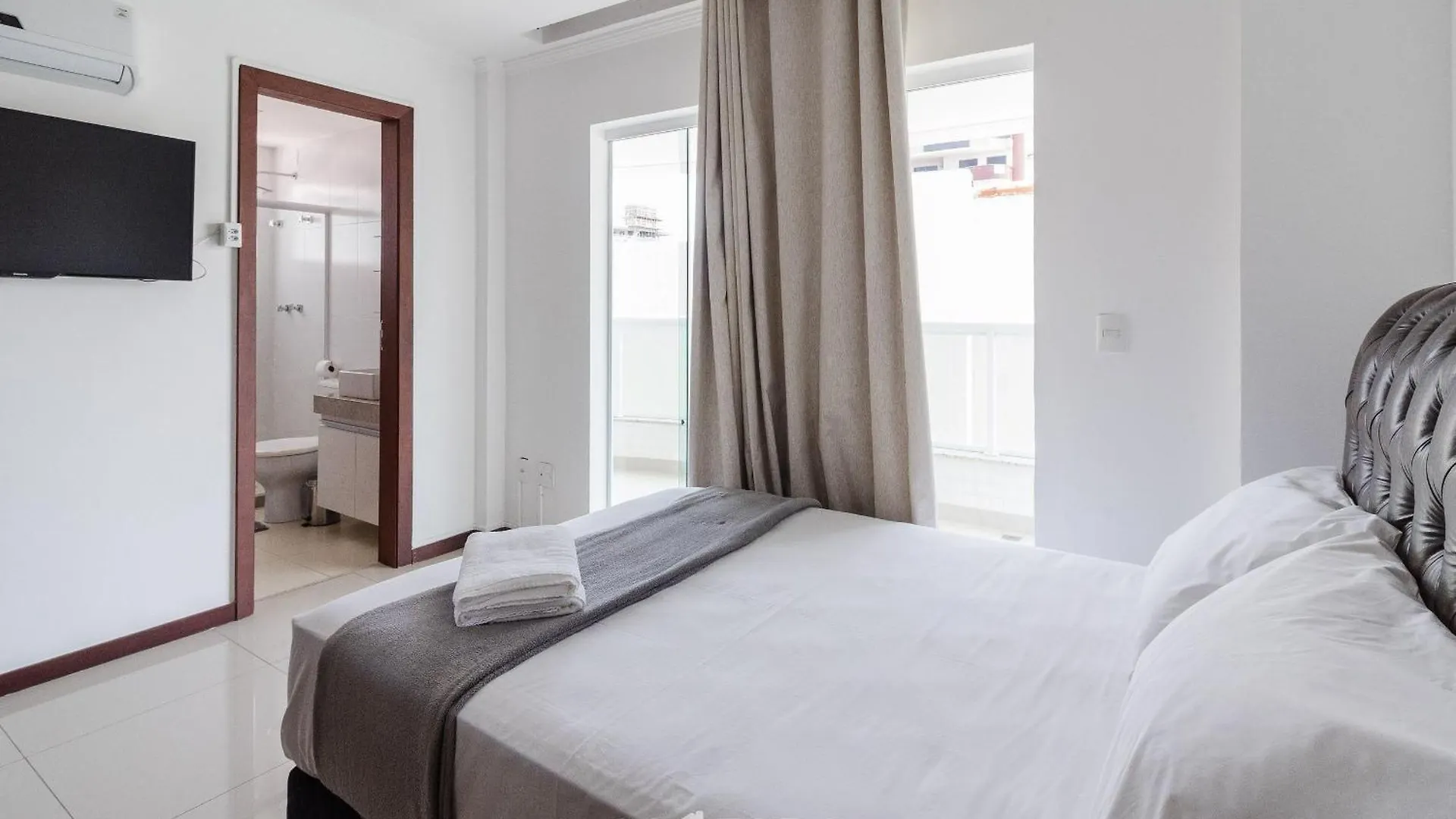 Apartamento A 500M Da Praia Cabo Frio-Rj Efr0104 Apartment