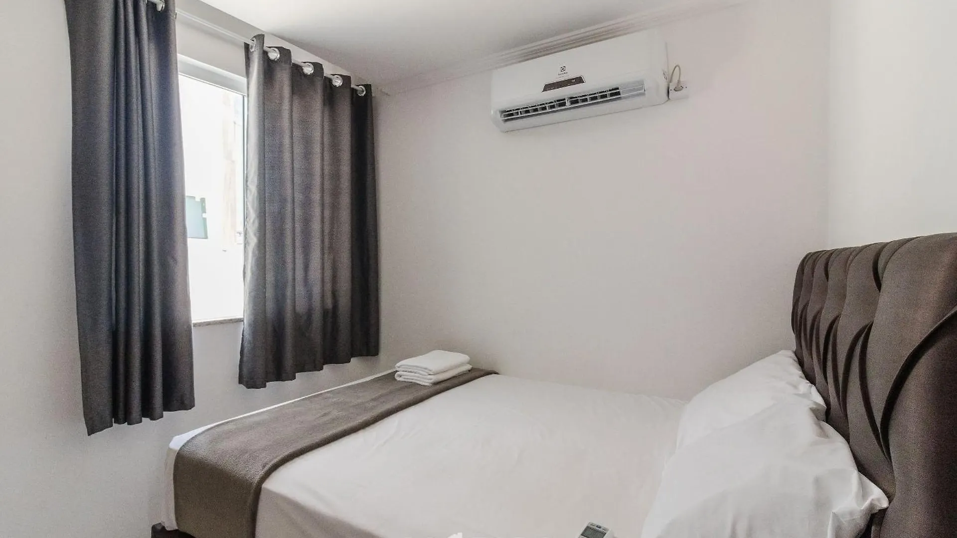 Apartamento A 500M Da Praia Cabo Frio-Rj Efr0104