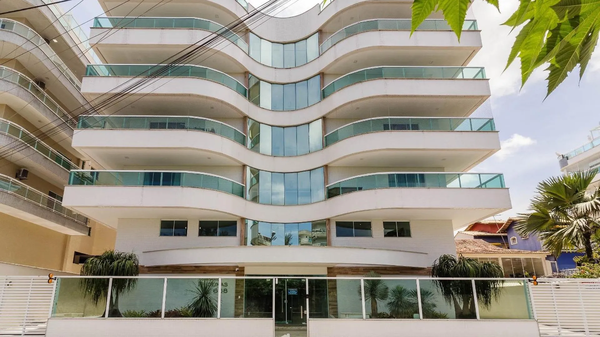 Apartamento A 500M Da Praia Cabo Frio-Rj Efr0104